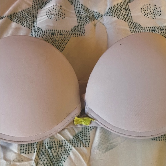 Strapless Push Up Bra - Picture 3 of 5